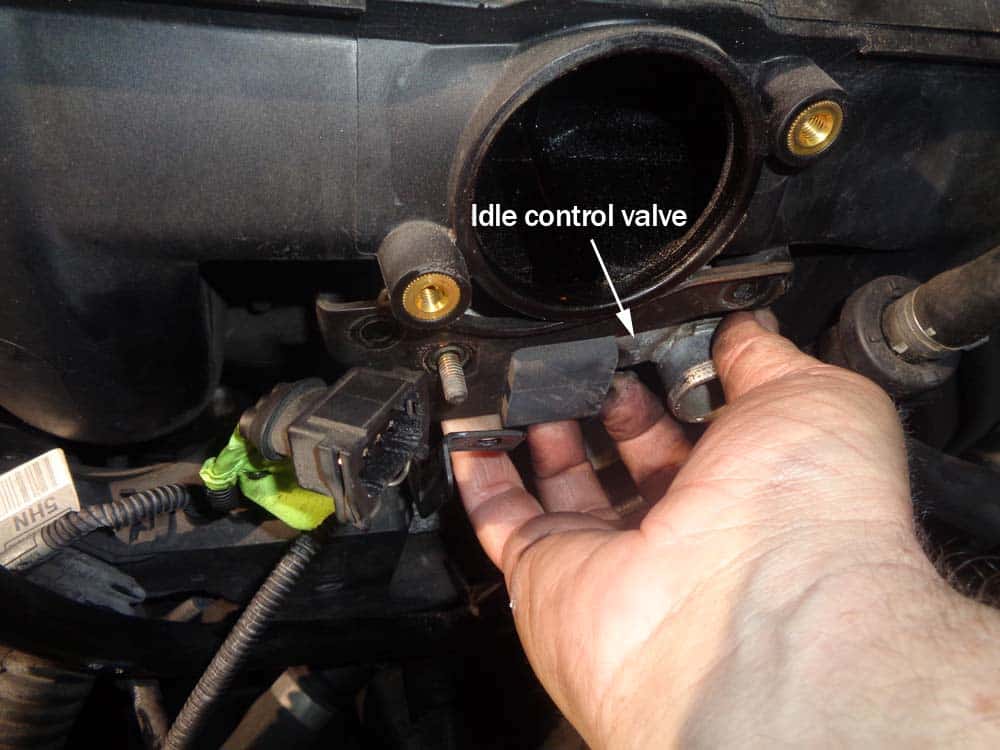 See B1533 repair manual